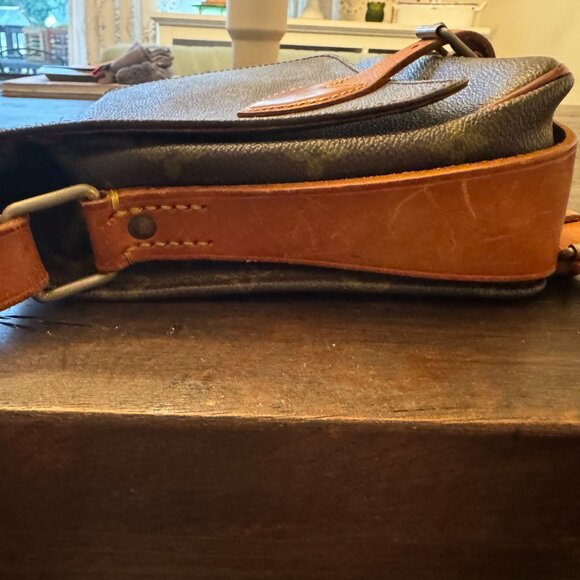 Louis Vuitton Brown and Tan Crossbody Bag - Picture 3 of 16